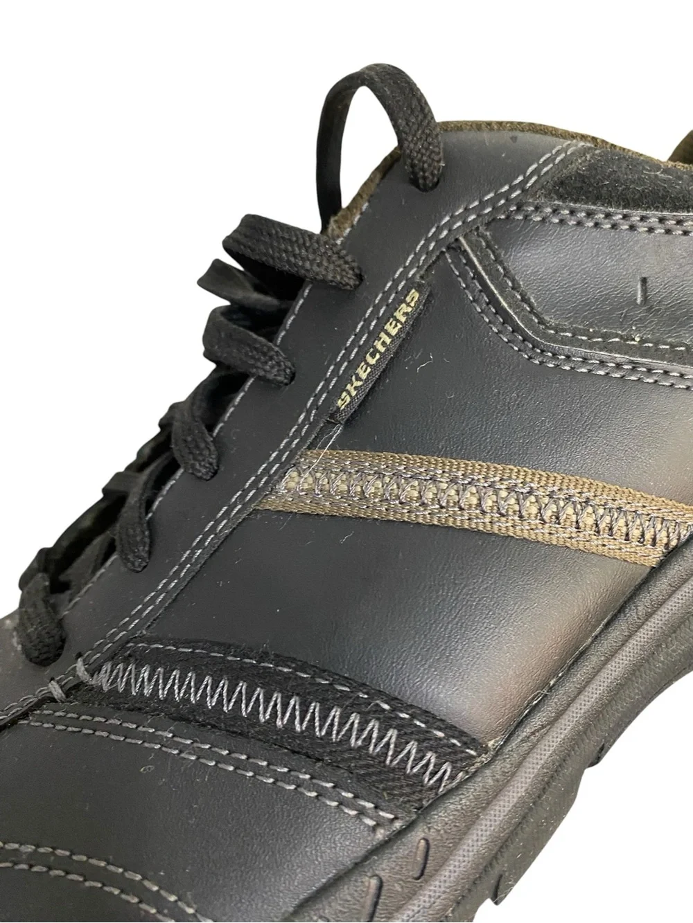 Skechers Men's Black Sneakers Leather Brown Accent Stripe Memory Foam Size 13